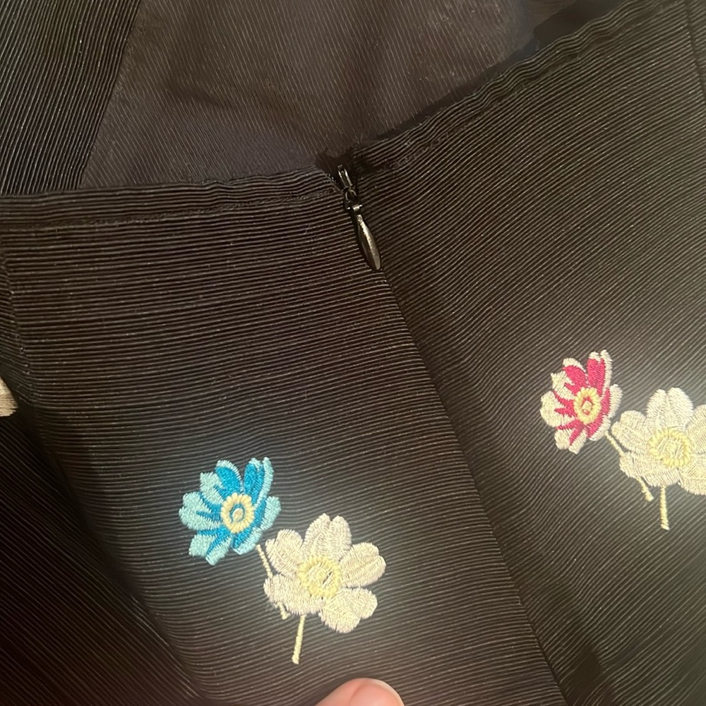 HD in Paris for Anthropologie Floral Skirt, size 2 - Picture 8 of 10